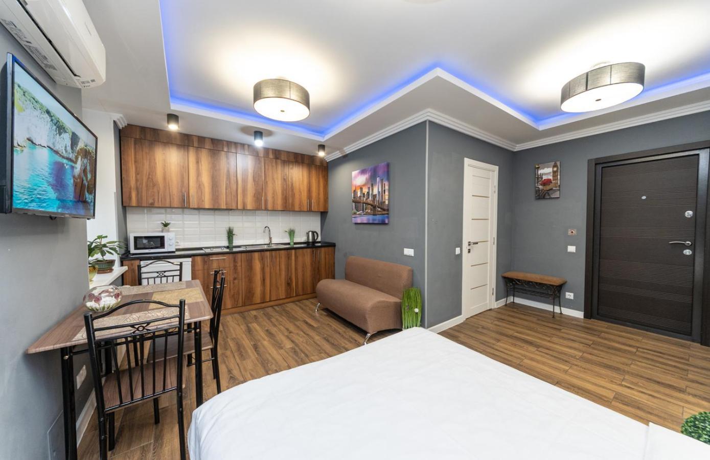Lux Apartment Near Arena City Kiev Exterior foto